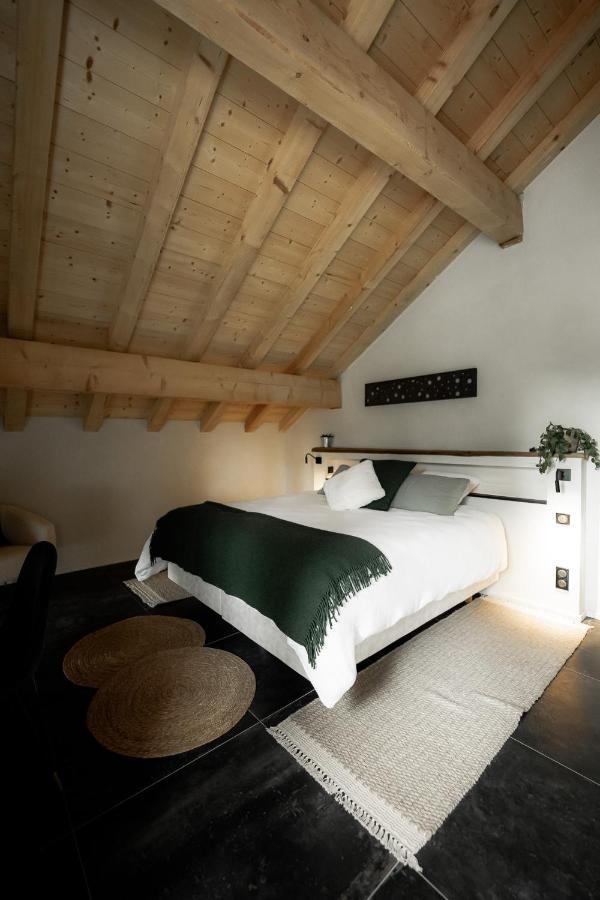 La Loge De La Dolarde - Chambre Nord-Est Hotel Premanon Bagian luar foto